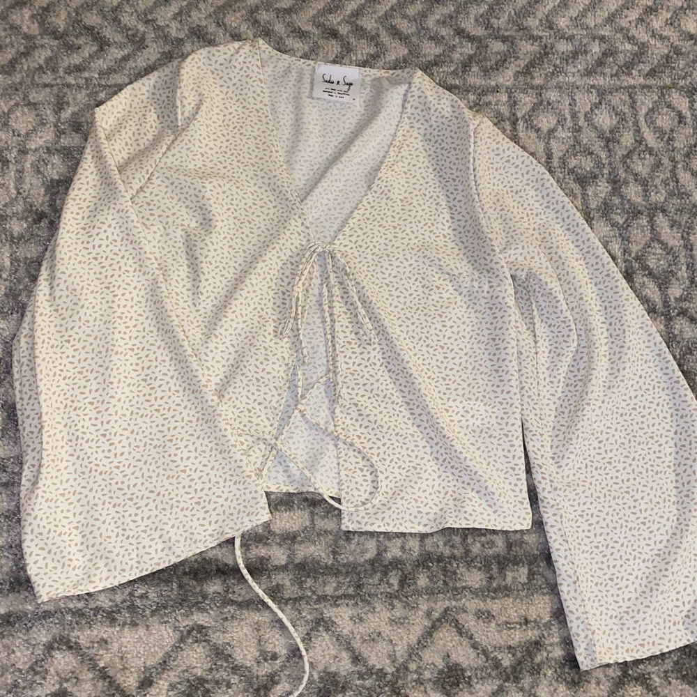 women’s top